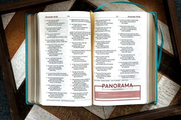 NKJV Giant Print Thinline Bible: Black Leather Soft (ISBN:9780785231714) [24] - Image 7