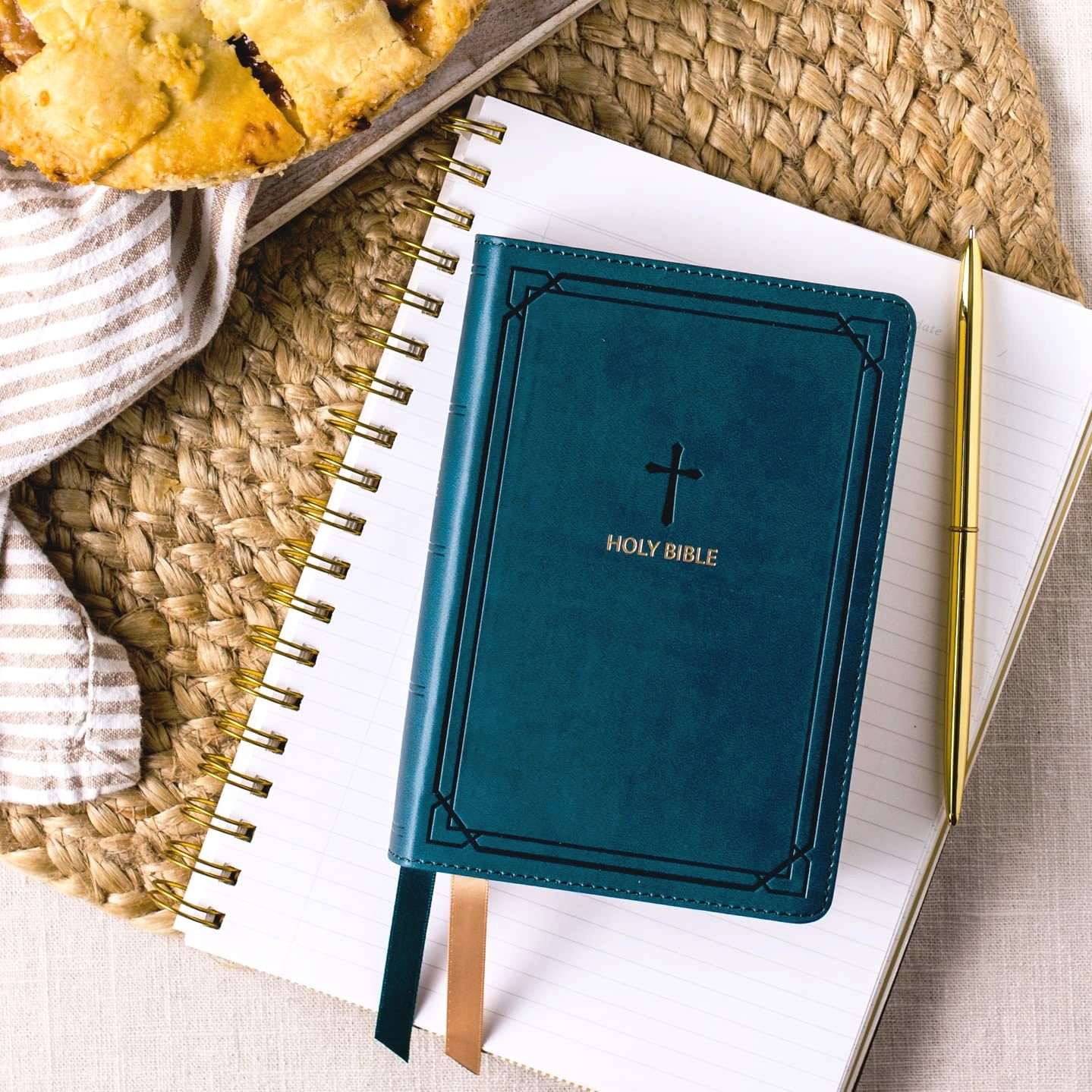 NKJV Comoact Reference Bible: Teal Leathersoft [24] (ISBN