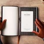 NKJV Super Giant Print Reference Bible: Black Genuine Leather (ISBN:9781400331437) - Image 3