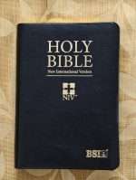 NIV Bible Compact Size Black Open Type - BSI (ISBN:9788119796076)
