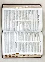The KJV Study Bible: Thumb Indexed Edition - Burgundy Bonded Leather (ISBN:9781628369588) [24] - Image 8